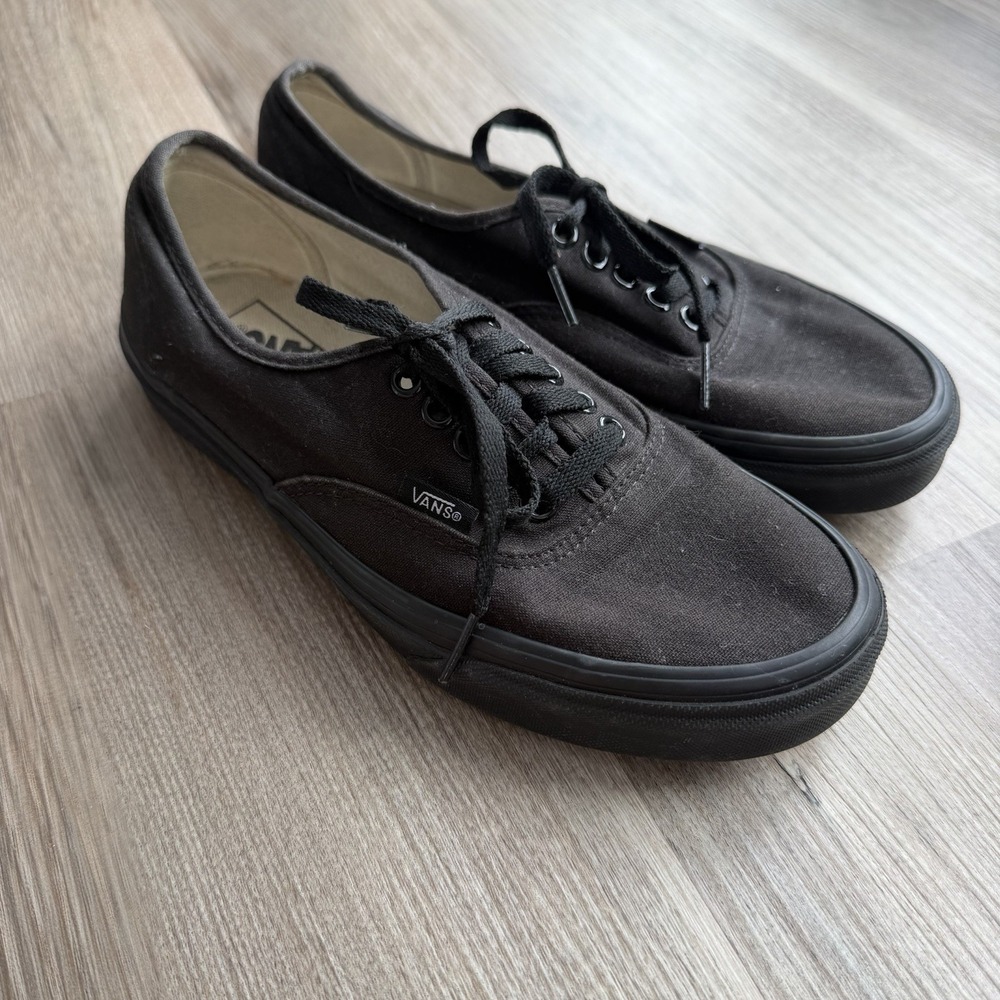 Vans Authentic Black Canvas‎ Skateboarding Shoes Men's 6.5 Women's 8 Black Out